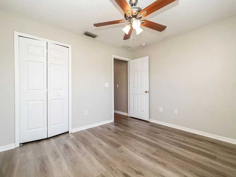 12008 Butler Woods Cir — Photo 11