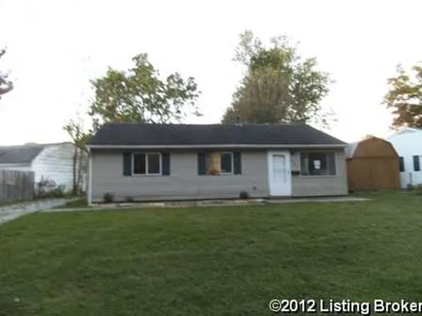 4902 Ventura Ln, Louisville, KY 40272