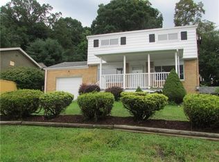 4273 Westinghouse Ave, Trafford, PA 15085