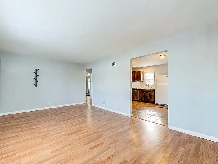 9708 Margo Ann Ln — Photo 8
