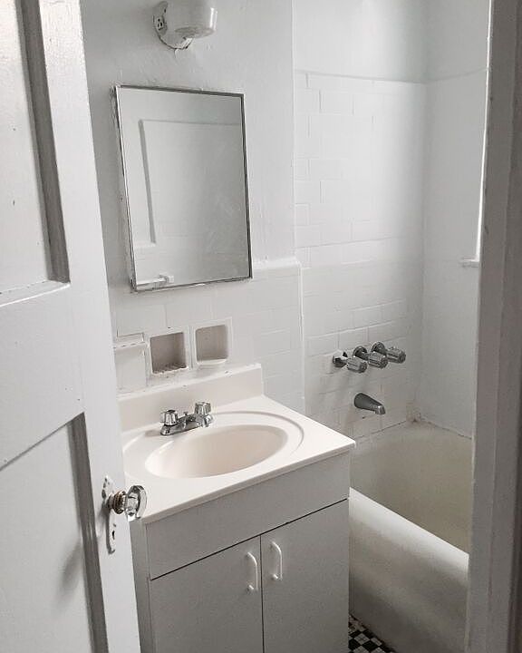 2nd image of 1690 President St APT D3