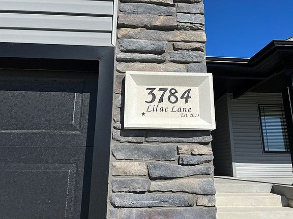 3rd image of 3784 Lilac Ln
