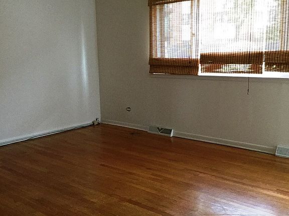 3rd image of 2112 Saint Johns Ave APT B