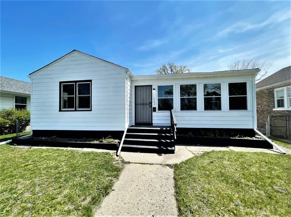 1749 Cleveland St, Gary, IN 46404