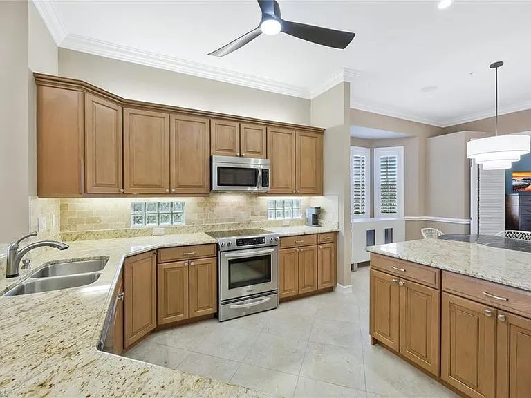 795 Bentwater Cir #204 — Photo 12