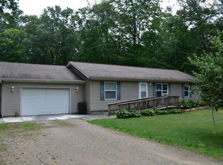 8399 Forteen Mile Rd NE, Cedar Springs, MI 49319