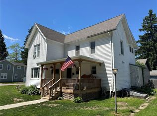 22 Maple St, Canisteo, NY 14823