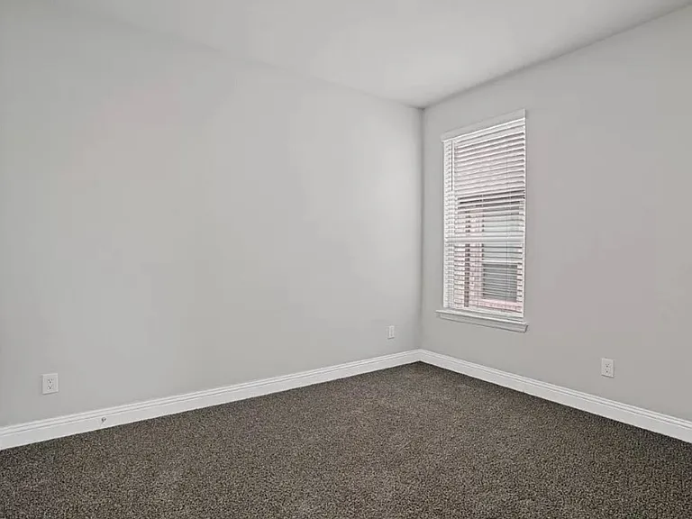 3113 Lionsgate Dr — Photo 14