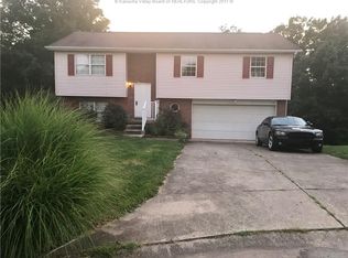 529 Kingswood Est, Culloden, WV 25510