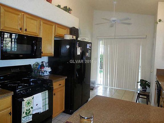 2nd image of 479 Mountain Heights Ct