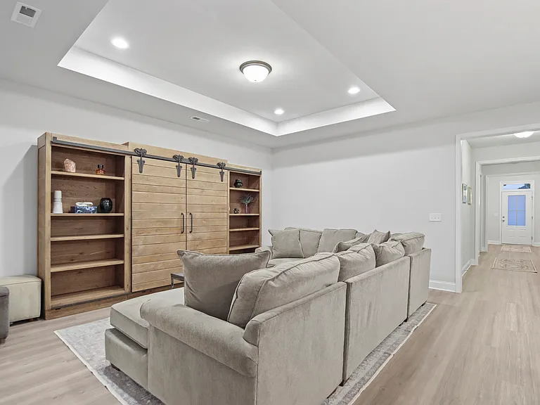 185 Williams Pointe Blvd — Photo 10