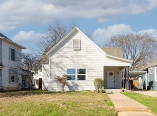 513 W Hull St, Denison, TX 75020