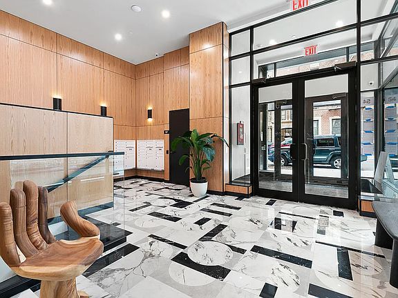 4th image of 50 Clarkson Ave APT 405
