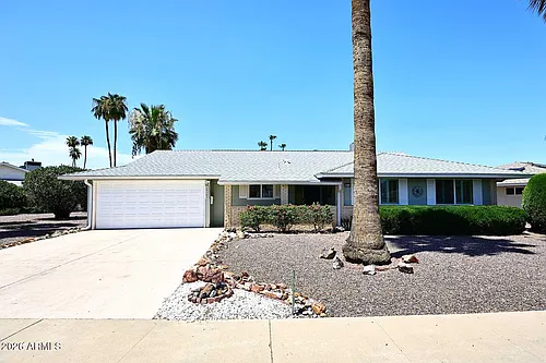 10402 W Wininger Cir Photo 1