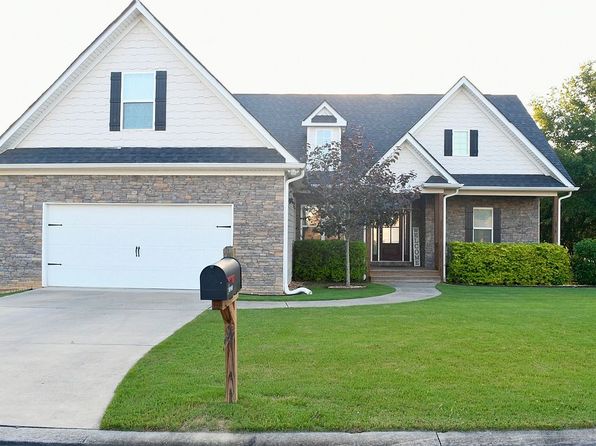 7 English Oaks Blvd