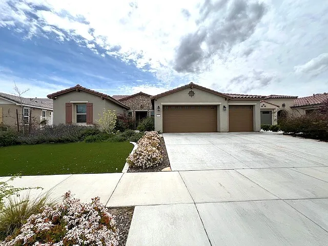14305 Pemberley Passage Ave — Photo 1