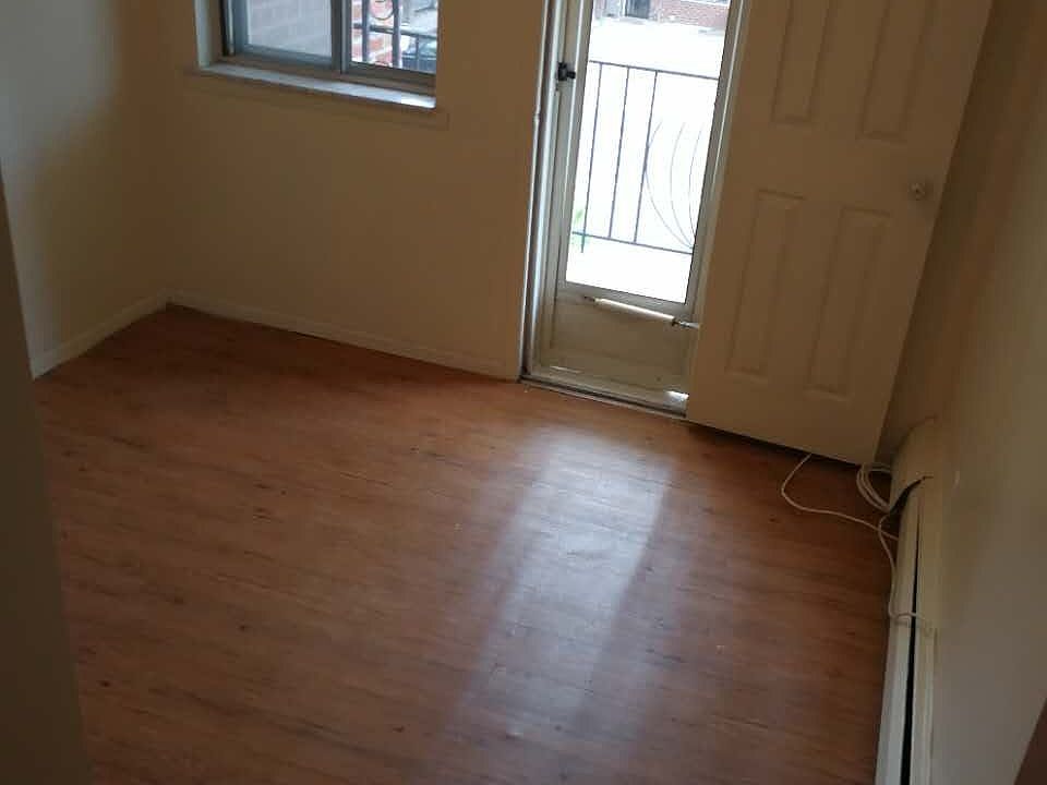 1st image of 8652 25th Ave #2