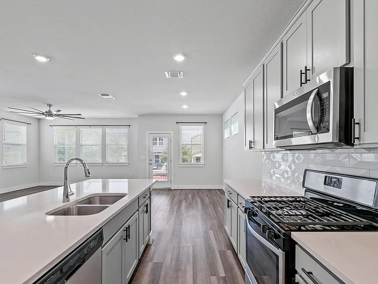 7312 Travertine Spring Dr — Photo 9