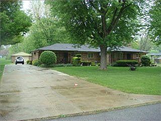 1st image of 414 Mc Laughlin Ave