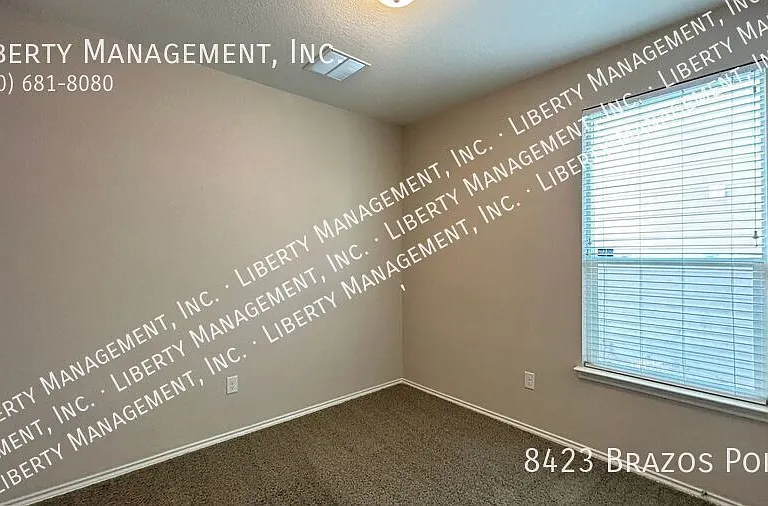 8423 Brazos Point — Photo 24