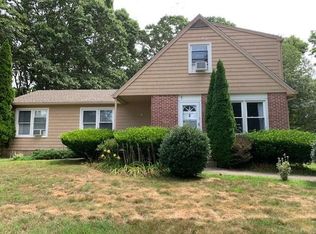 4 Hill St, Westerly, RI 02891