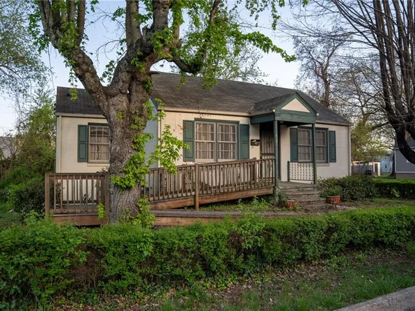414 10 1/2 St NW, Charlottesville, VA 22903
