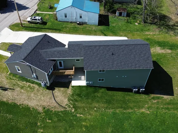 49 James St, Williamstown, KY 41097