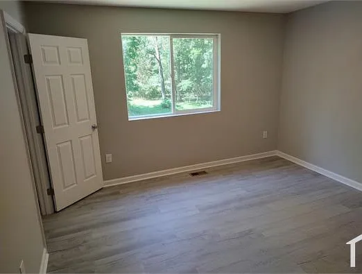 13505 Brandywine Rd — Photo 1