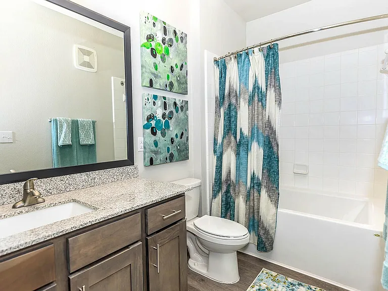 Relax in the Stylish Bathrooms at Cityscape Apartments