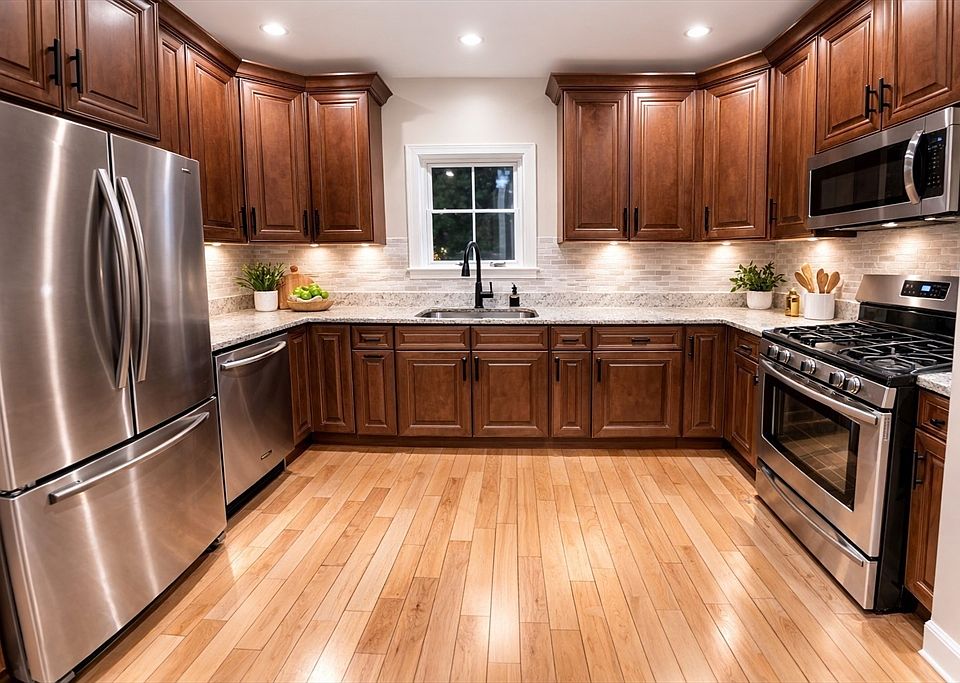 1st image of 40 Alpha Rd #2