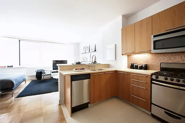 Rented by Windsor Property Management | media 6