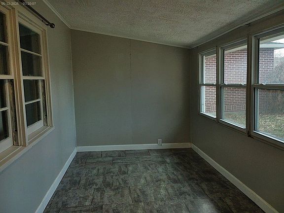 5th image of 1903 W 1st Street