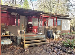 139 S Sawyer Ave, Cave Junction, OR 97523