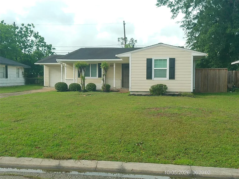 5319 Newkirk Ln — Photo 1