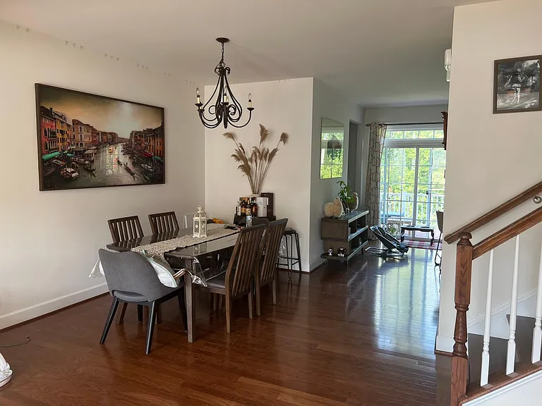 Danridge Manor Dr — Photo 6