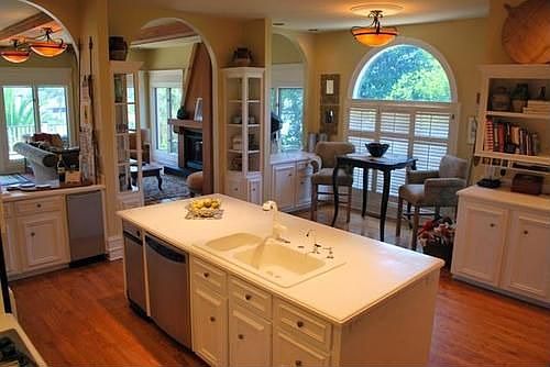3rd image of 33 Waterway Island Dr