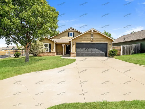 8915 S 255th East Ave, Broken Arrow, OK 74014