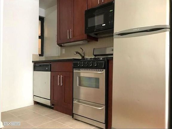 2nd image of 173 E 90th St APT 4B