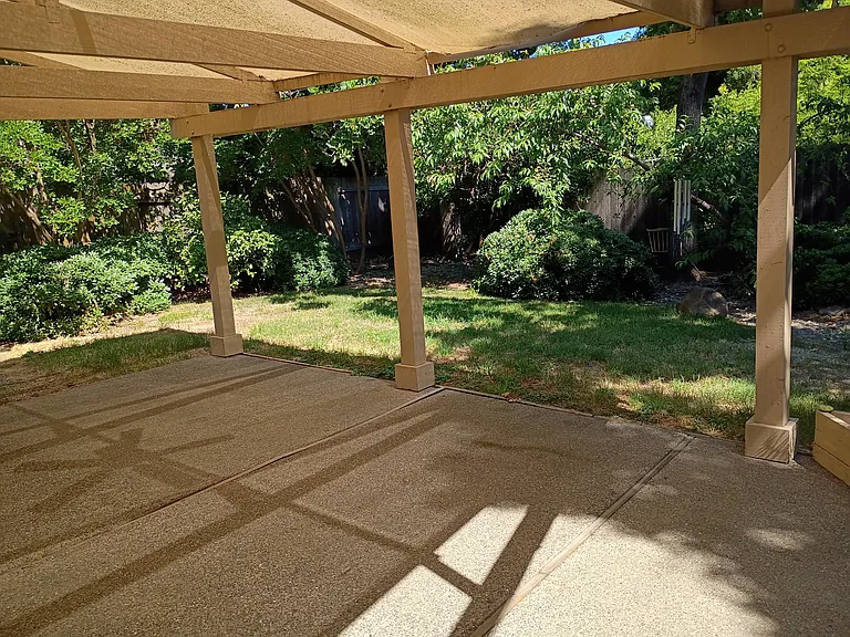 8071 Livorna Way — Photo 29