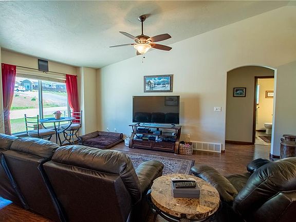 5th image of 1220 Maxer Dr