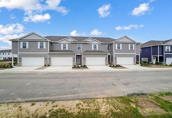 3rd image of 1414 N Marinelli Dr