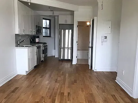 Rented by Brickview NYC Realty NYV LLC | media 1