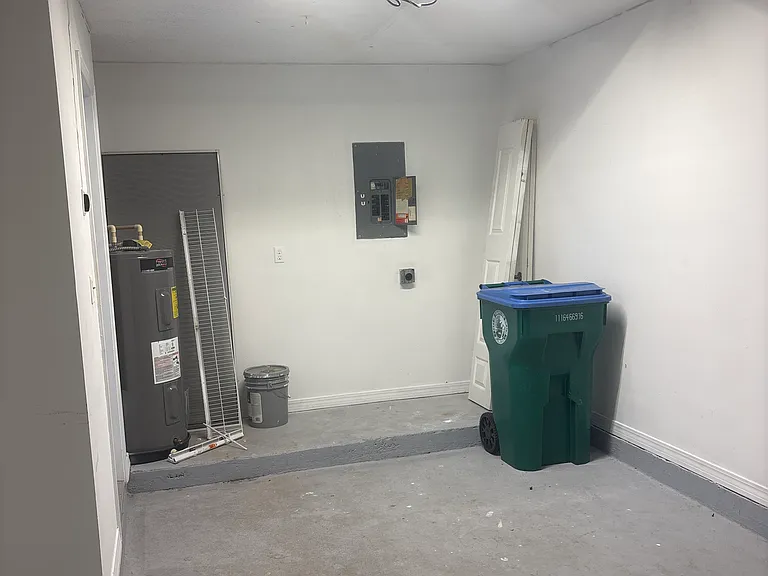 143 Saltwind Cir — Photo 12