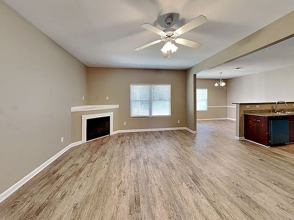 5th image of 5015 Pioneer Pkwy