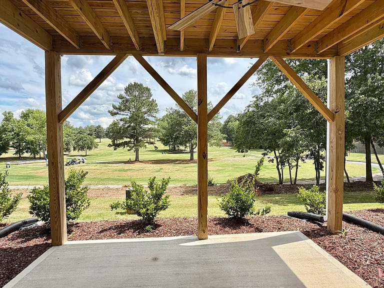 855 Parc Townes Dr — Photo 3
