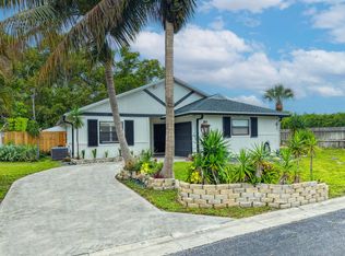 6062 Bania Wood Cir, Lake Worth, FL 33462