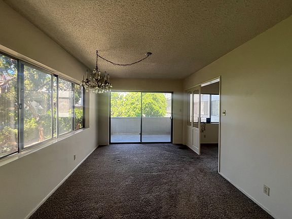 2nd image of 385 S Oakland Ave Unit 201