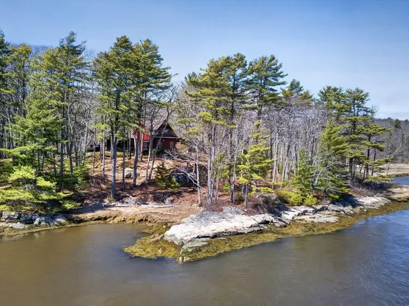 122 Old Ferry Road, Phippsburg, ME 04562