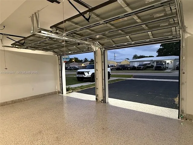 901 NW 9th St — Photo 11
