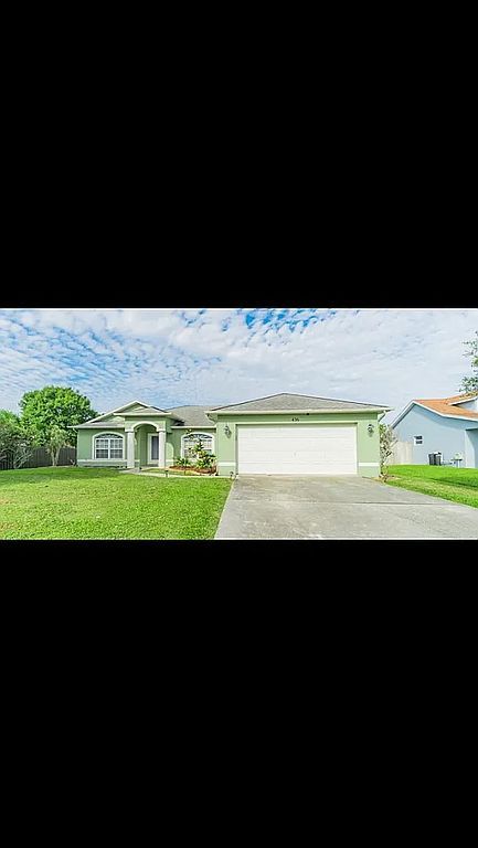 436 SW Bradshaw Cir - Property Image